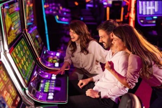 Màn hình cá cược thể thao bóng đá và esports trên cwin88 tại Việt Nam